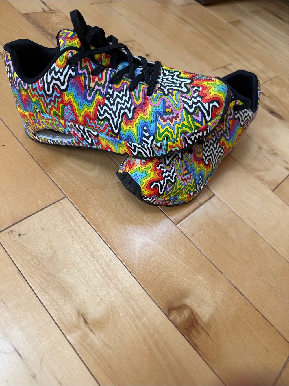 Sketchers Jen Stark size 7 sneakers